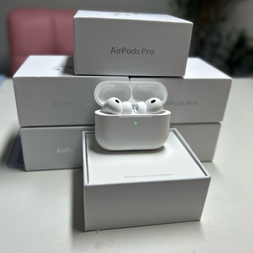 Apple AirPods Pro - Classic White